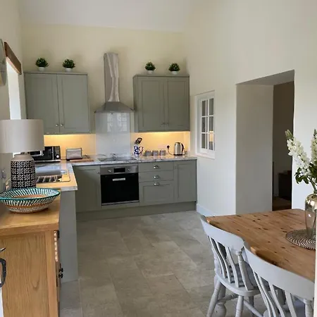 The Cobbles Apartment Towcester Exterior photo